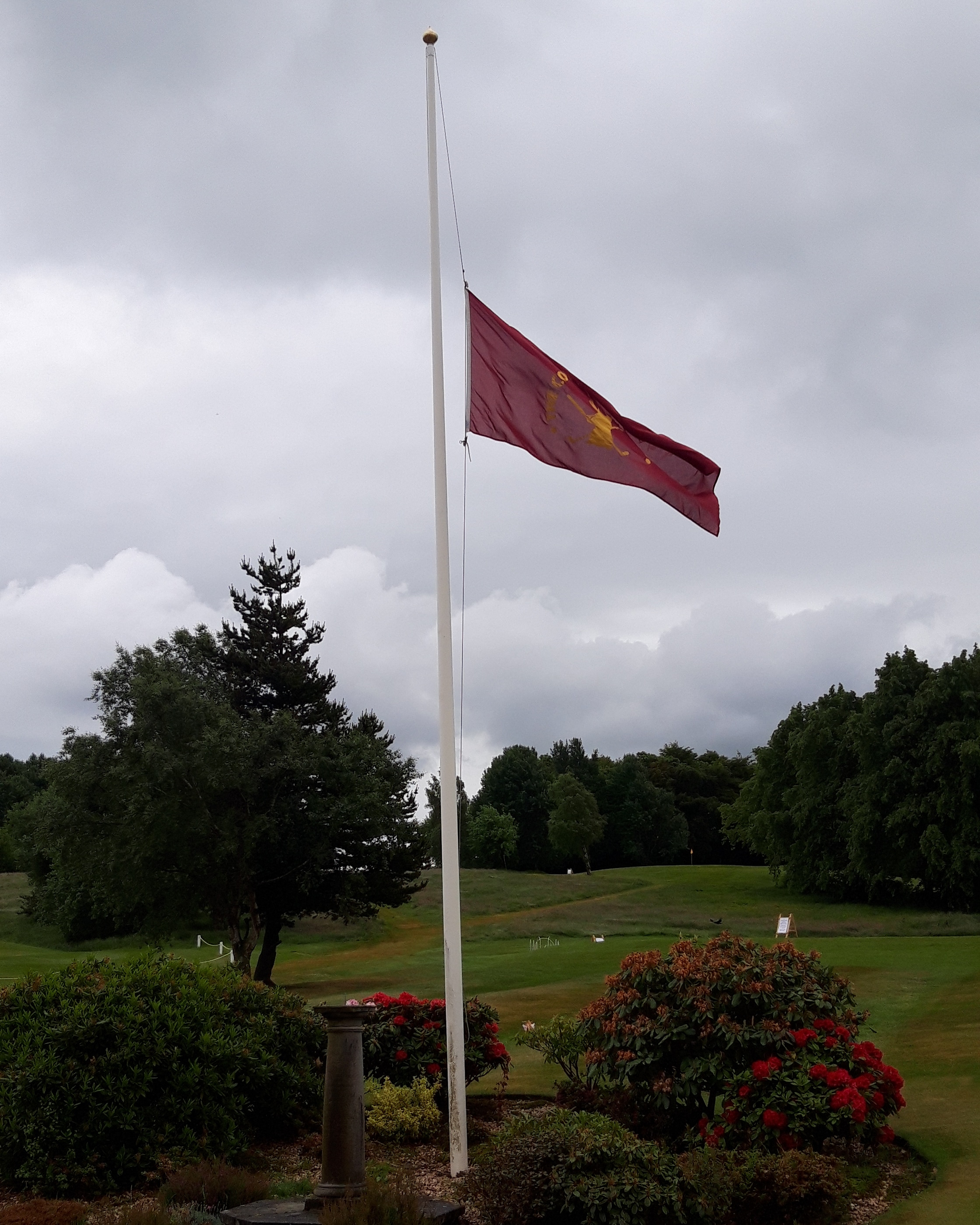 Past Captain Ian Campbell 