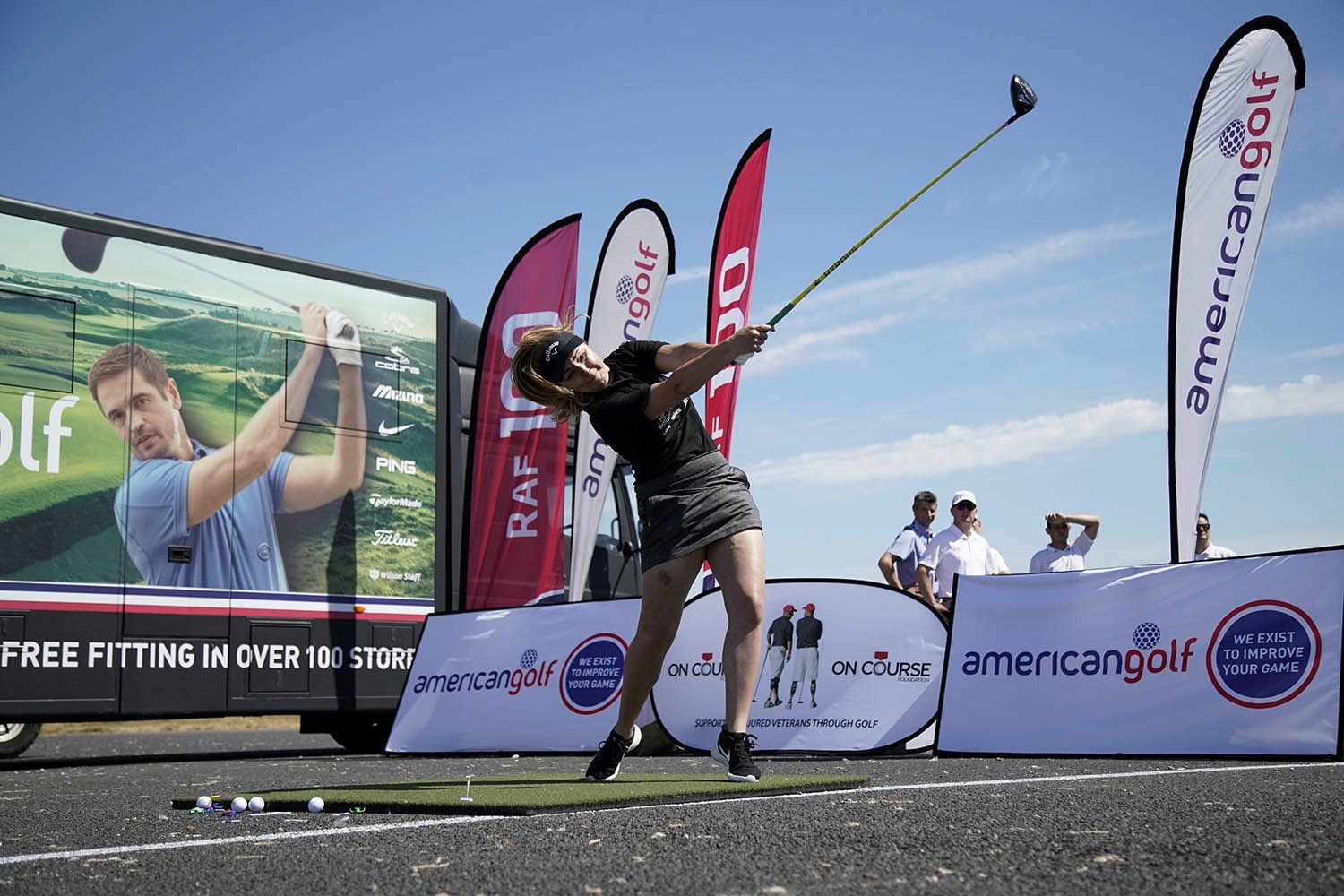 Ilona defends UK Long Driving Championship